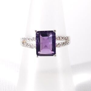Amethyst Emerald Cut 2.1 Carats Size 7